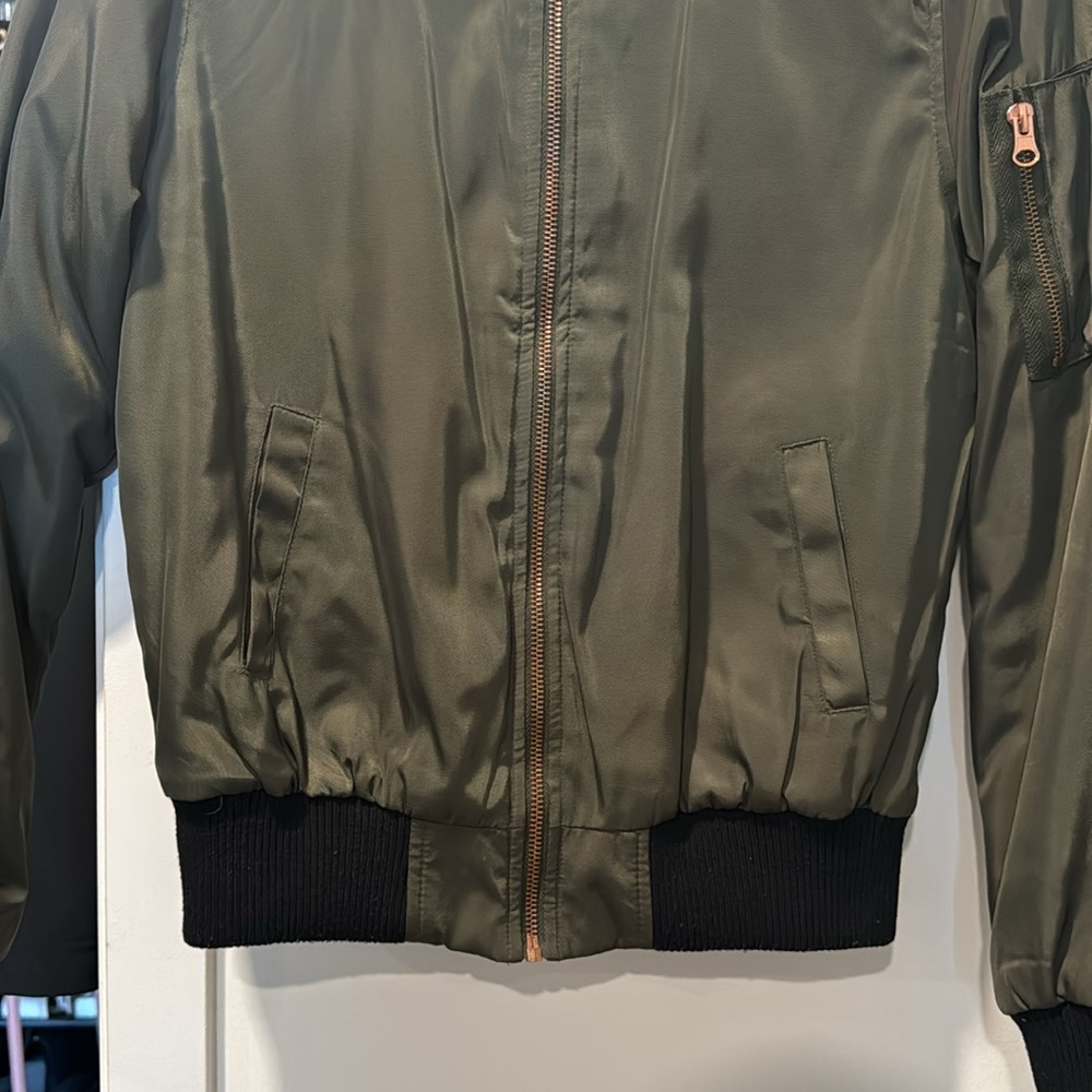 Bomber Jacket - Picture 3 of 3